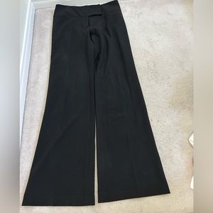 Femme de carrière black dress pants EUC